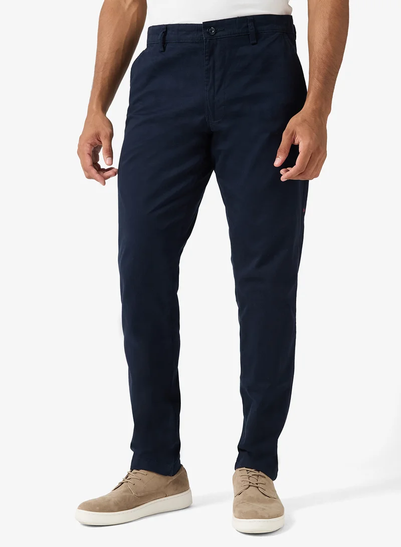 روبرت وود تشينو رسمي بقصة ضيقة